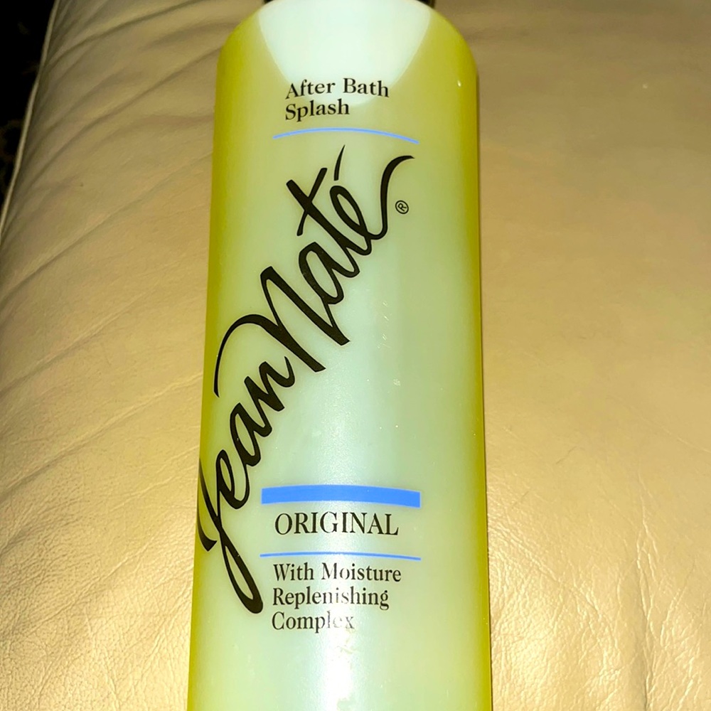 NWOB! Jean Nate 30 fluid ounces After Bath Splash.